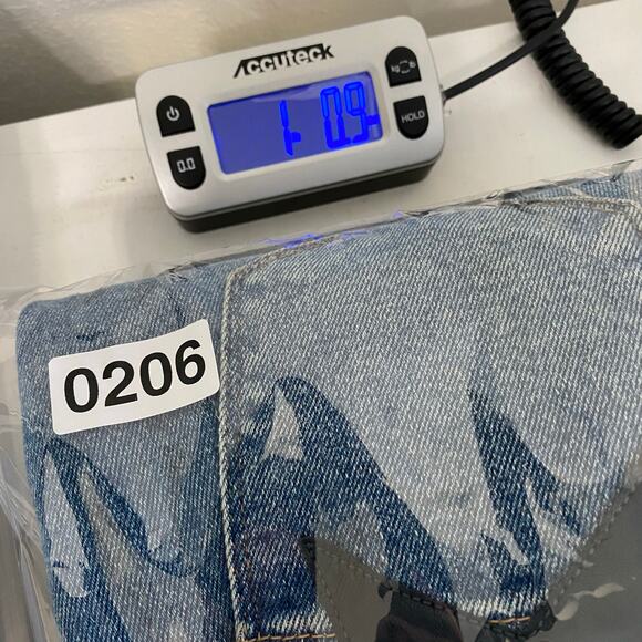 Blank NYC Jeans Womens Size 24 The Madison Crop with Stars Medium Wash - Picture 10 of 10